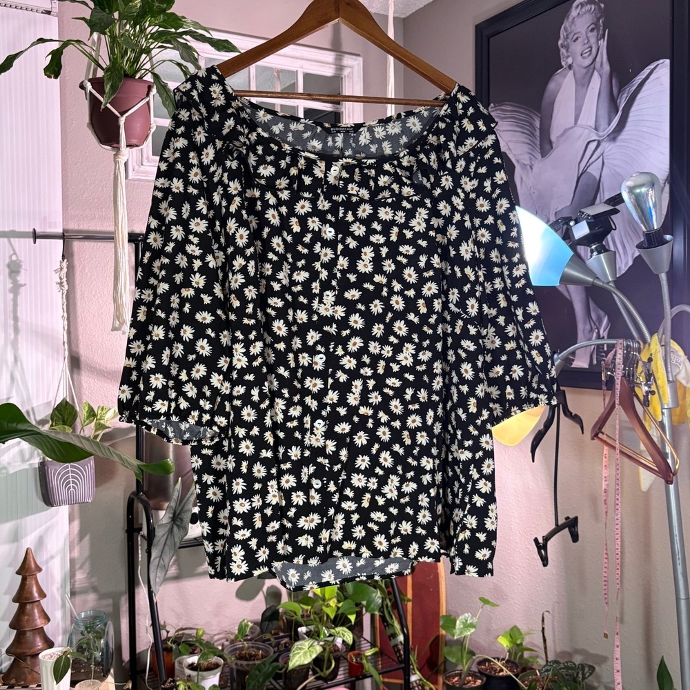 Bloomchic Black Daisy Print Off Shoulder 3/4 Sleeve Top‎ Plus Size 26